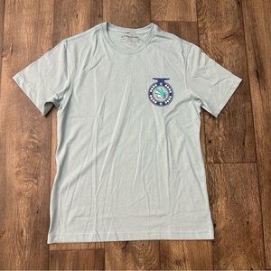 Eddie Bauer men’s size S bluish gray t-shirt